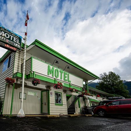 Bulkley Valley Motel New Hazelton Exterior foto