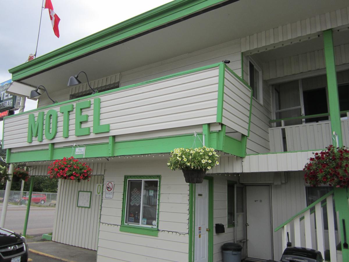 Bulkley Valley Motel New Hazelton Exterior foto
