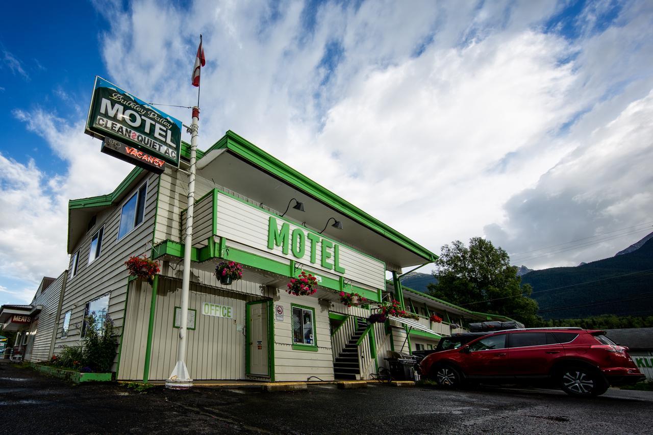 Bulkley Valley Motel New Hazelton Exterior foto